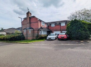 Detached house to rent in Maidenbower, Crawley RH10