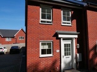 End terrace house to rent in Stone Walk, Exeter EX1