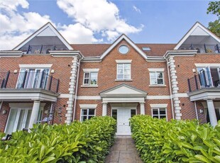 Flat for sale in Dorchester Mansions, Cross Road, Sunningdale, Berkshire SL5
