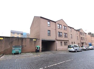 Flat to rent in 17 Maitland Street, Dundee DD4