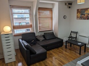 Flat to rent in Goswell Road, Barbican EC1V