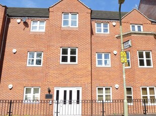 Flat to rent in Hornbeam House, Foundry Street, Banbury OX16
