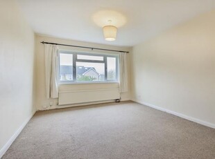 Flat to rent in Madrid Road, Guildford GU2