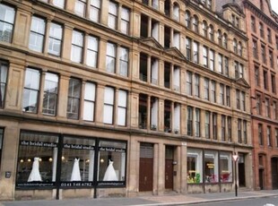 Flat to rent in Montrose Street, Glasgow G1