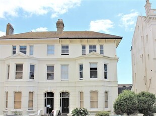 Flat to rent in St. Aubyns, Hove, East Sussex BN3