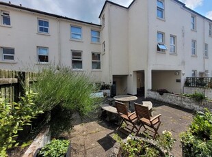 Flat to rent in Stade Street, Hythe CT21