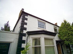 Flat to rent in Whinfield Lane, Ashton-On-Ribble, Preston PR2
