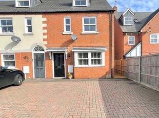 Property to rent in Hillmorton Road, Rugby CV22