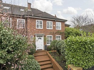 Property to rent in Redington Gardens, London NW3