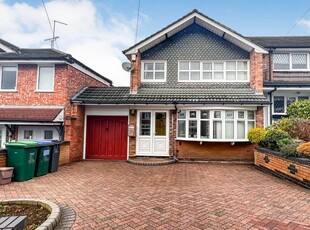 Semi-detached house to rent in 20 Broomhill Lane, Great Barr, Birmingham B43