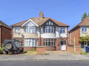 Semi-detached house to rent in White Road, East Oxford OX4