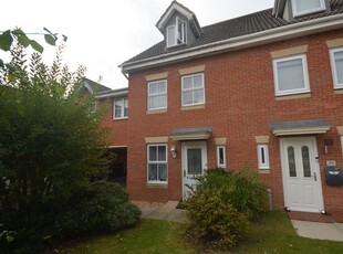 Terraced house to rent in Buttercup Close, Corby NN18