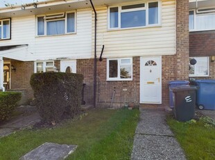 Terraced house to rent in Compton Close, Hook RG27