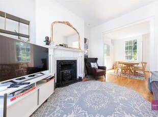 Terraced house to rent in Hemingford Road, Islington Central N1