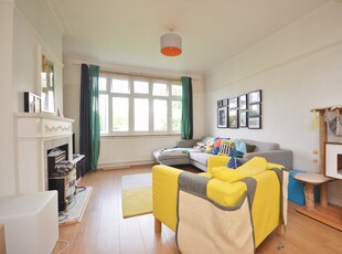 Terraced House to rent - Lescombe Close, Forest Hill, SE23