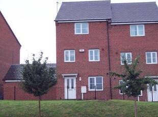 Town house to rent in Halfway Close, Sheffield S20