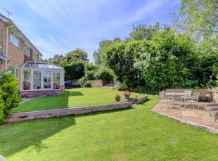 Whitfield Road, Hughenden Valley, 4 Bedroom Detached