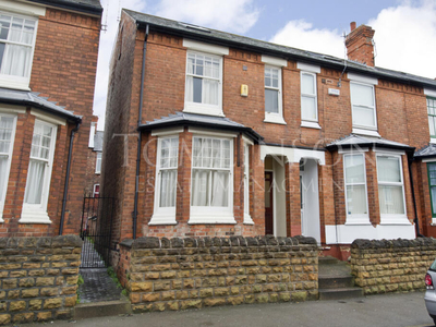 6 bedroom semi-detached house for rent in Cottesmore Road, Lenton, Nottingham, NG7 1QE, NG7