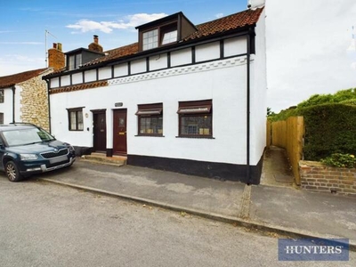2 Bedroom Cottage For Sale In Hunmanby Street, Filey