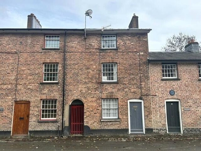 2 Bedroom Terraced House For Sale In Llanidloes, Powys