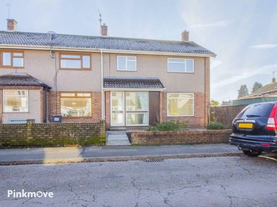 3 bedroom end of terrace house for sale Cwmbran, NP44 8ST