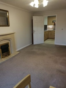 Flat to rent in Church Road, Sutton Coldfield B73