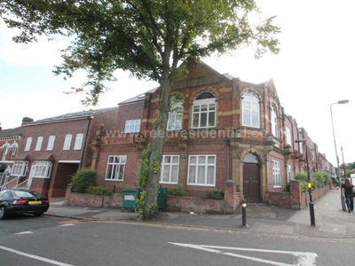 Flat to rent in Exeter Road, Selly Oak B29