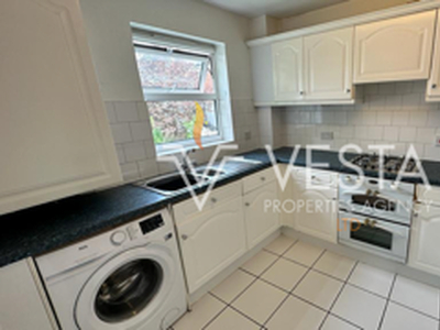 Flat to rent in St. Nicholas Street, Coventry CV1