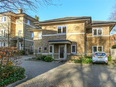 Holly Meadows, Winchester, Hampshire, SO22 2 bedroom flat/apartment in Winchester