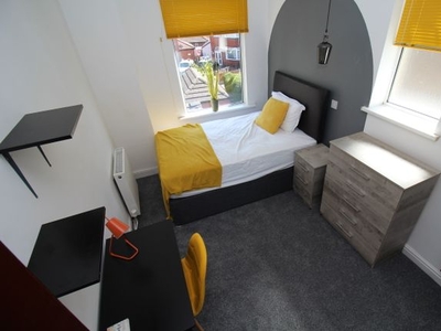 Room to rent in Gerrard Street, Stoke-On-Trent ST4