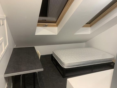 Room to rent in Grafton Street, Coventry, Warwickshire CV1