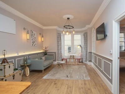 1 Bedroom Block Of Apartments For Rent In Clifton, Bristol