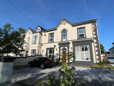 2 Bedroom Apartment For Sale In Rhyl