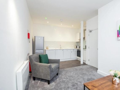 2 Bedroom Flat For Rent In Radford, Nottingham