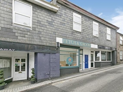 2 Bedroom Flat For Sale In Redruth, Cornwall