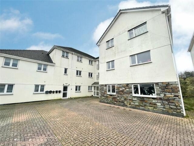 2 Bedroom Flat For Sale In St. Austell, Cornwall