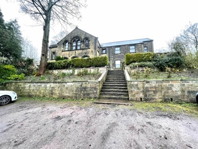 2 Bedroom Mews Property For Sale In Penistone, Sheffield