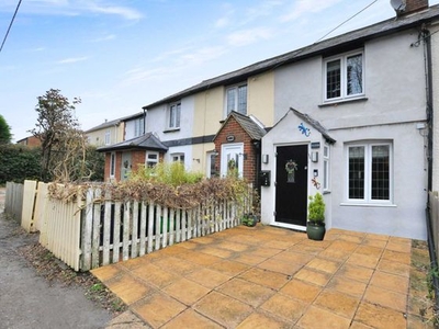 2 bedroom terraced house for sale High Wycombe, HP14 4DW