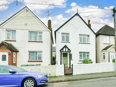 3 Bedroom Detached House For Sale In Gravesend