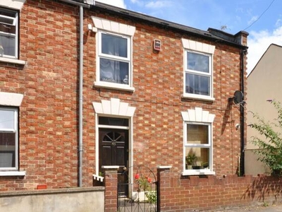 3 Bedroom End Of Terrace House For Sale In Cheltenham