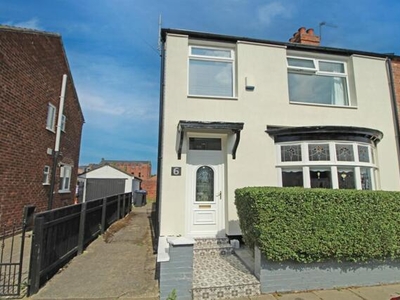 3 Bedroom End Of Terrace House For Sale In Linthorpe, Middlesbrough