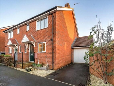 3 Bedroom End Of Terrace House For Sale In Watchfield, Oxfordshire