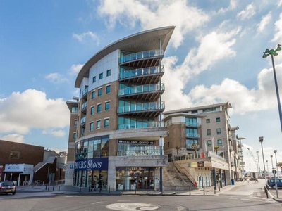 3 Bedroom Flat For Sale In The Quay