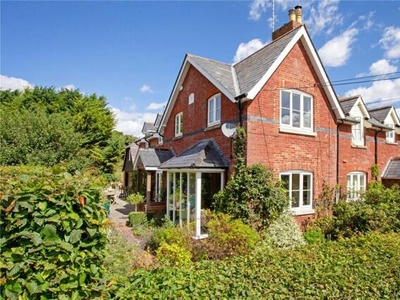 3 Bedroom Semi-detached House For Sale In Alresford, Hampshire