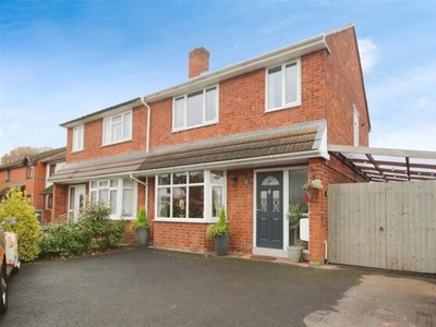 3 Bedroom Semi-detached House For Sale In Greenhill, Kidderminster