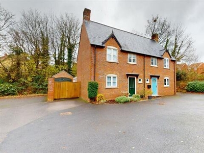 3 Bedroom Semi-detached House For Sale In Midsomer Norton