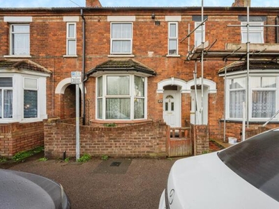 3 Bedroom Terraced House For Sale In Bedford, Bedfordshire