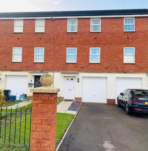 3 Bedroom Town House For Sale In Celtic Horizons, Newport