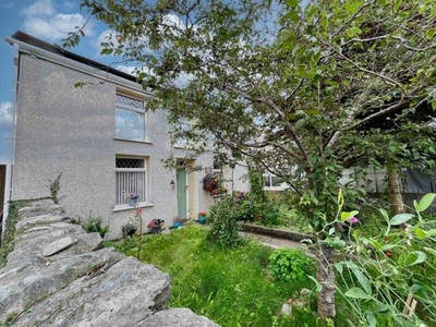 4 Bedroom Cottage For Sale In Cwmllynfell, Swansea
