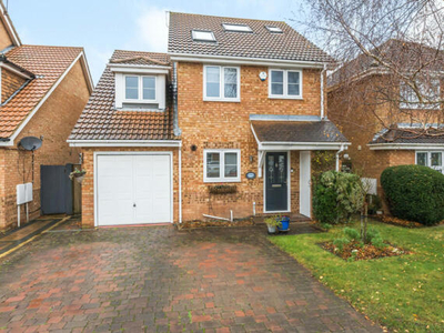 4 Bedroom Detached House For Sale In Addlestone